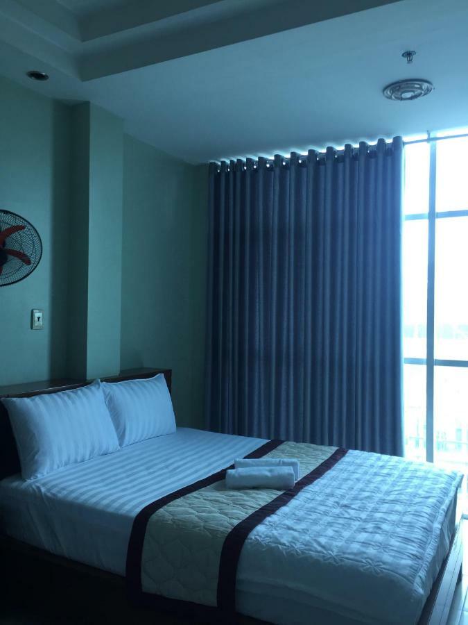 Khach San Truong Son Hotel Хошимин Екстериор снимка